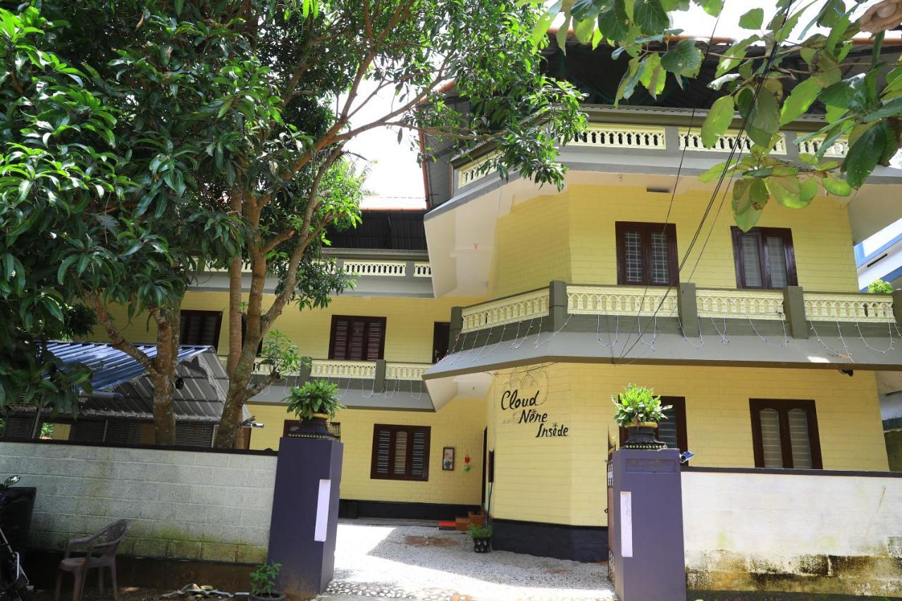 Hôtel Cloud Nine Inside à Varkala Extérieur photo