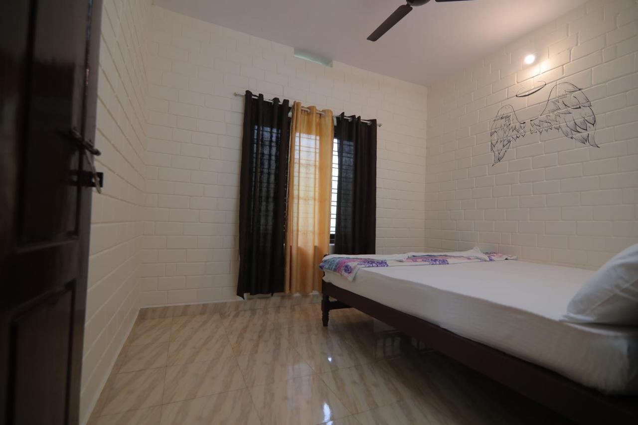 Hôtel Cloud Nine Inside à Varkala Extérieur photo