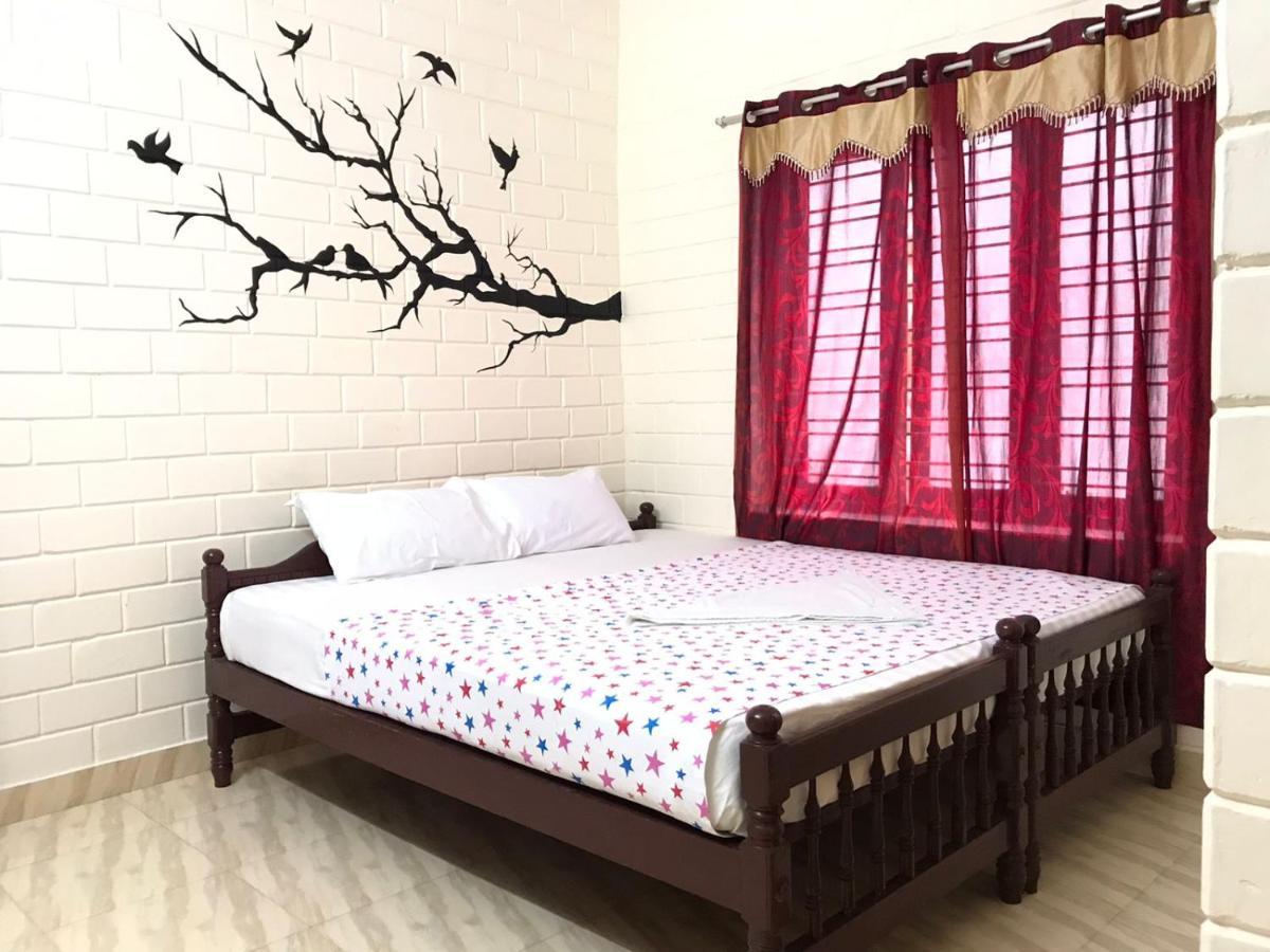 Hôtel Cloud Nine Inside à Varkala Extérieur photo
