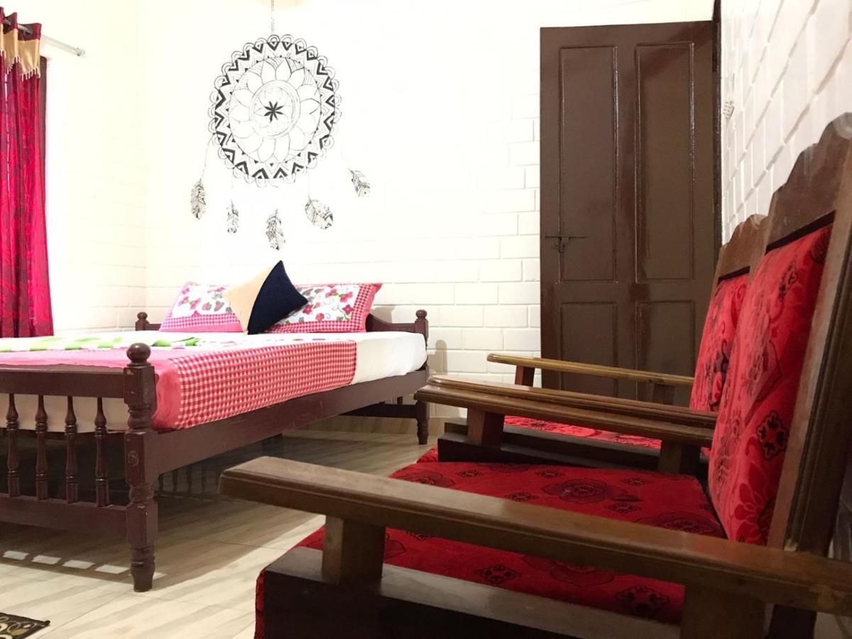 Hôtel Cloud Nine Inside à Varkala Extérieur photo