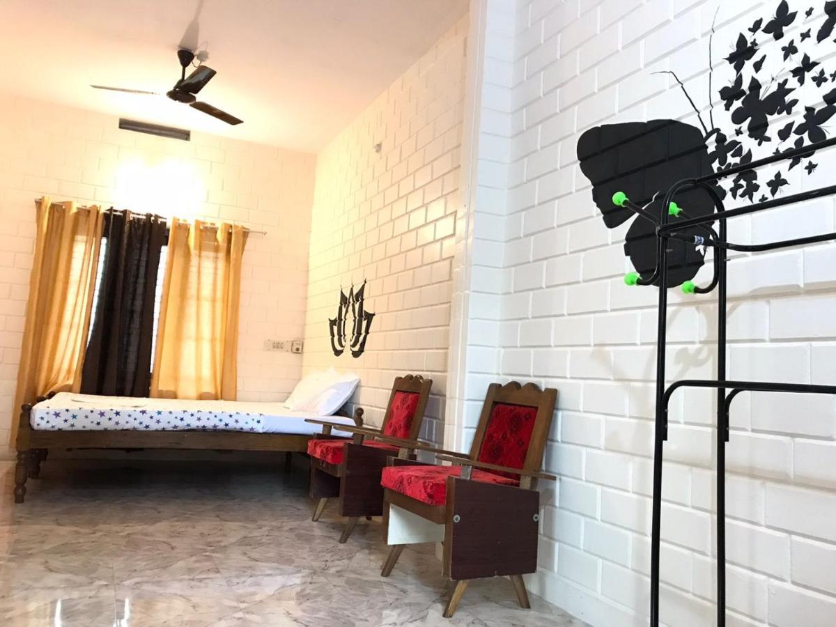 Hôtel Cloud Nine Inside à Varkala Extérieur photo